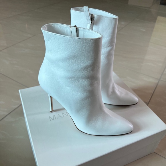 Manolo Blahnik Insopo 105 Women's White Leather Calf Boots size 40 - Picture 1 of 11